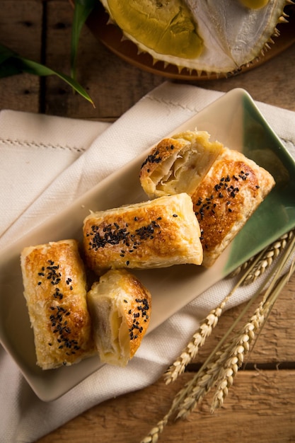 Close-up de pastelaria em prato