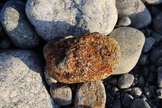 Close-up de pedras na rocha