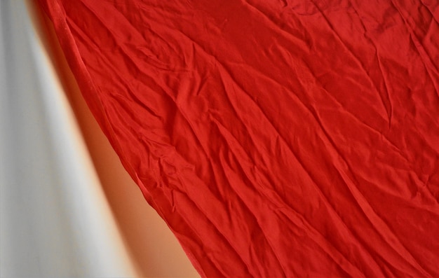 Foto close-up de tecido vermelho