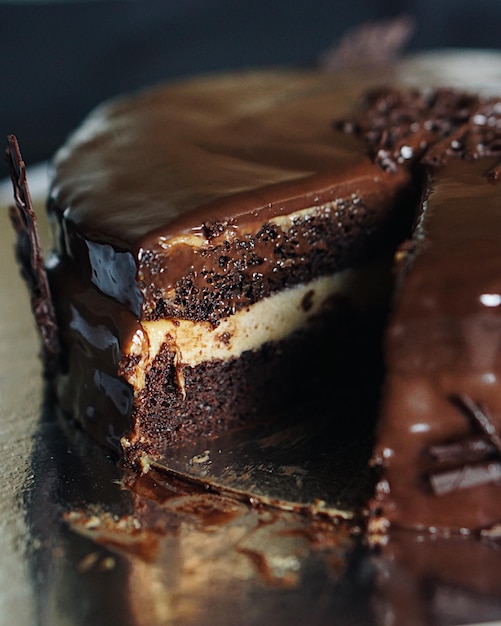 Foto close-up de um bolo de chocolate