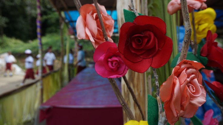 Foto close-up de um buquê de rosas