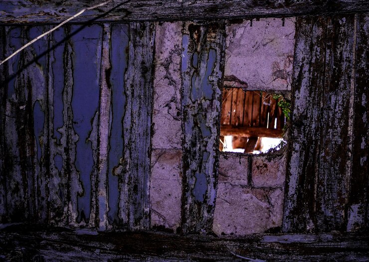 Foto close-up de um edifício abandonado