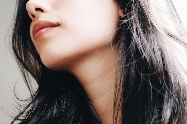Close-up de uma jovem