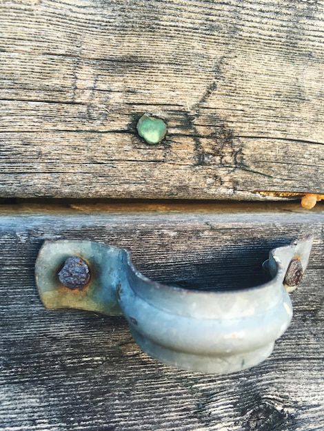 Close-up de uma porta de madeira