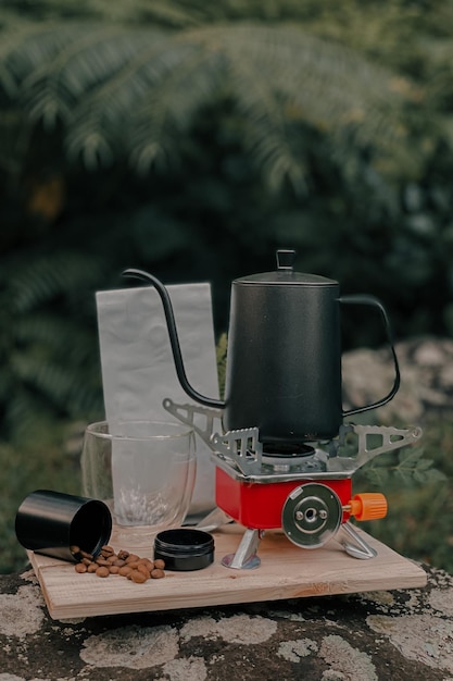 Foto close-up de uma xícara de café na mesa