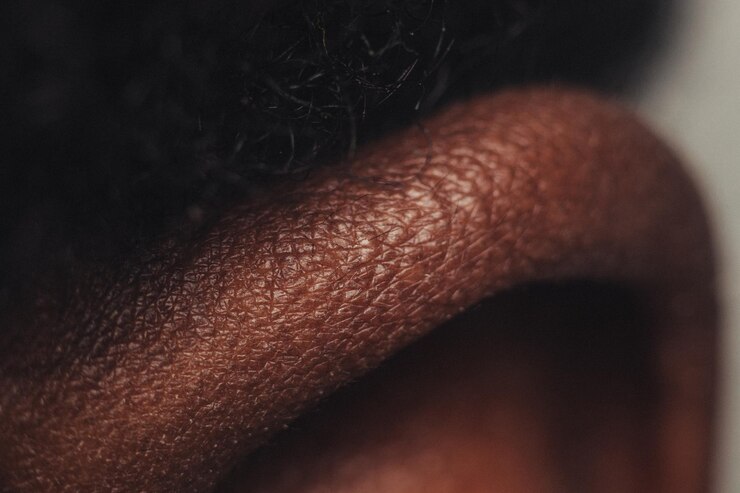 Foto close-up do ouvido humano