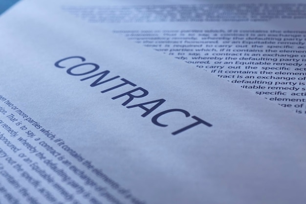 Close-up do quadro completo do contrato