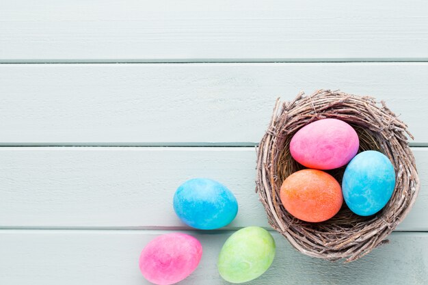 Close-up de huevos de Pascua pastel