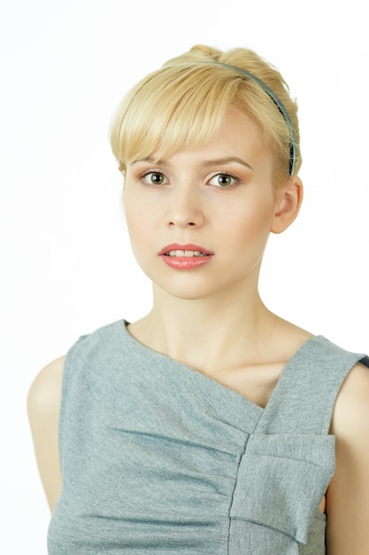 Foto close-up retrato de mujer joven