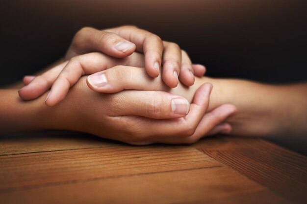 STOP COVID19  É hora de juntarmos nossas forças. Por amor, por empatia  Não é por um, é por todos! 🤜🏻🤛🏻 E para que a gente se encontre o mais  rápido possível