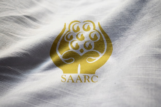 Foto closeup, de, babado, bandeira saarc, saarc, bandeira, soprando, em, vento