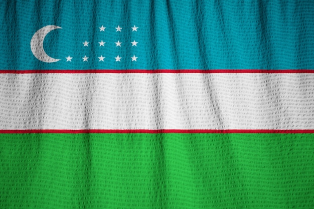 Closeup, de, babado, bandeira uzbekistan, bandeira uzbekistan, soprando, em, vento