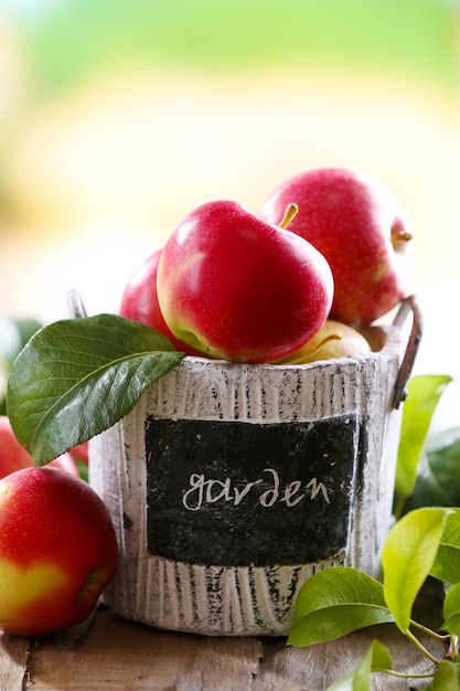 Foto closeup de maçãs suculentas