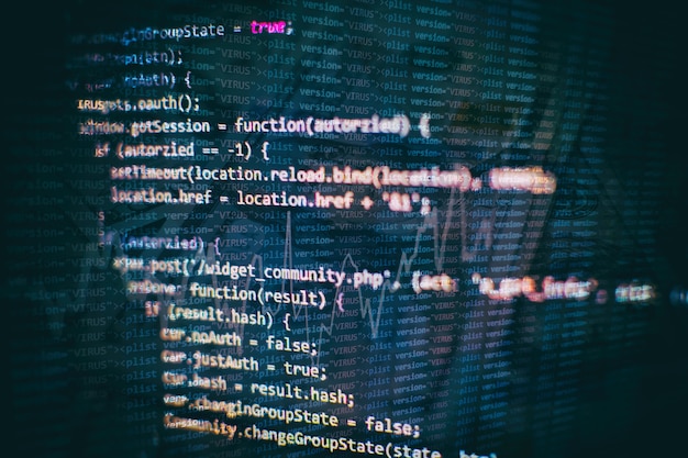 Closeup desenvolvendo tecnologias de programação e codificação. desenvolvedor trabalhando em códigos de web sites em escritório.