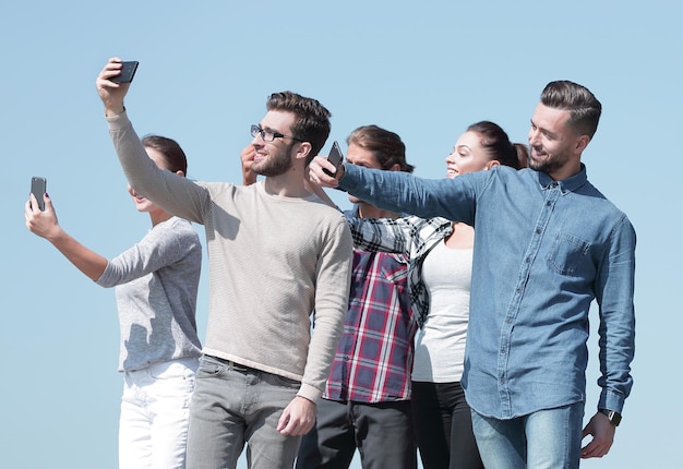 Closeupgood amigos haciendo un selfie