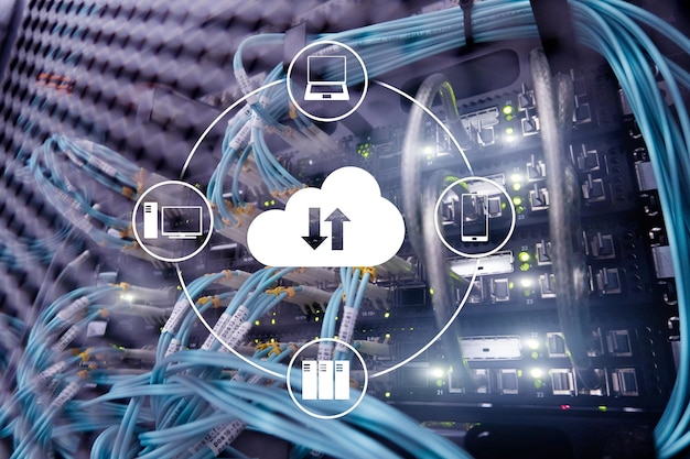 Cloud-Server und Computerdatenspeicherung und -verarbeitung Internet- und Technologiekonzept