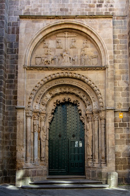 Cobertura românica da Catedral de Ourense