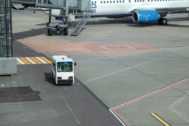 Coche para clientes VIP en el aeropuerto del Strip.