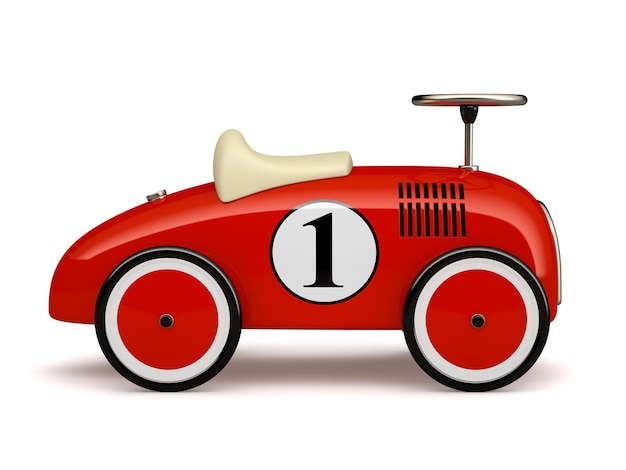 Coche de juguete retro rojo número uno aislado sobre fondo blanco.