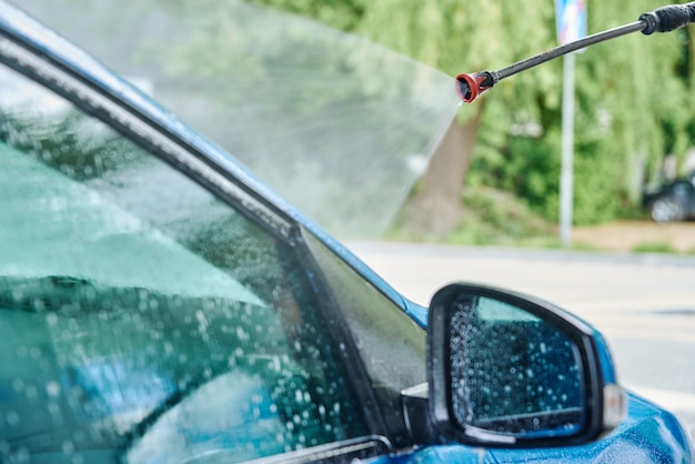 Coche de limpieza de lavado de coches con contactless