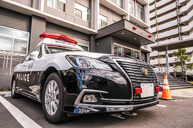 Coche patrulla en Japón