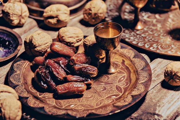 Cocina árabe Almuerzo tradicional de Oriente Medio También es Ramadán Iftar La comida que comen los musulmanes después del atardecer durante el Ramadán