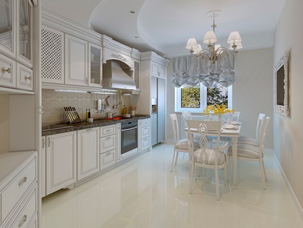 Cocina de estilo clásico con mesa de comedor