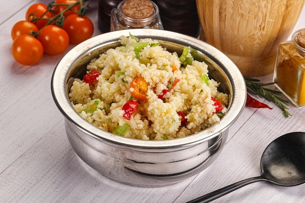 Cocina vegana couscous con verduras