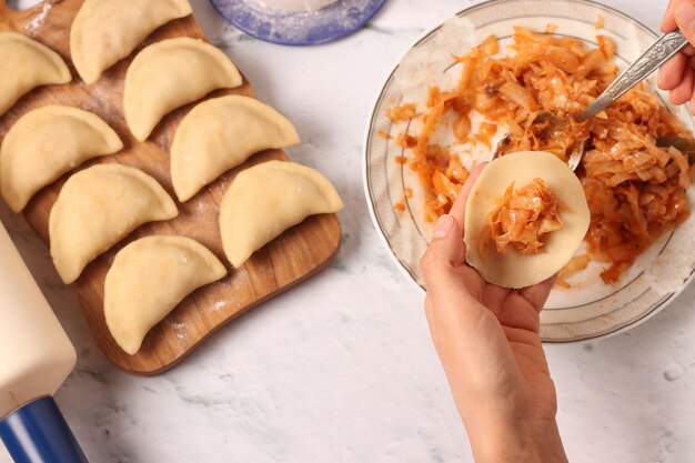 Cocinar albóndigas con repollo en casa