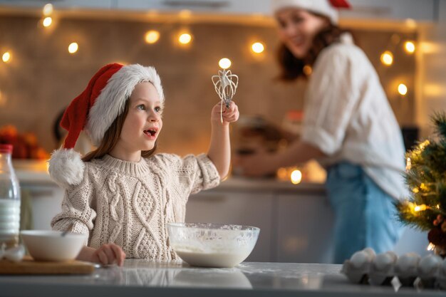 Cocinar galletas navideñas