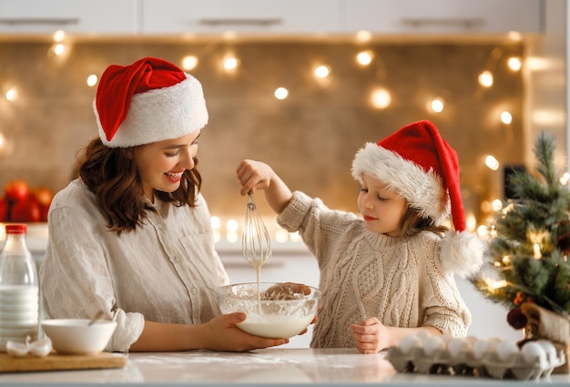 Cocinar galletas navideñas