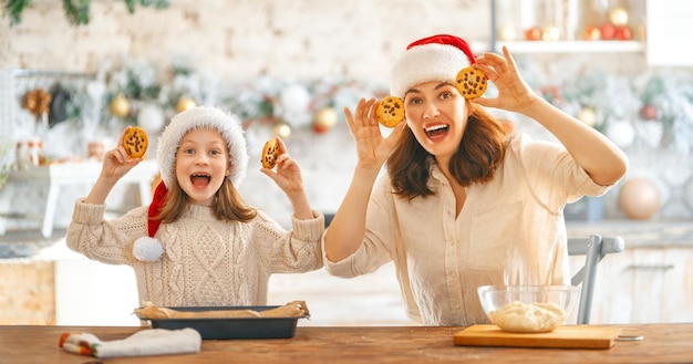 Cocinar galletas navideñas