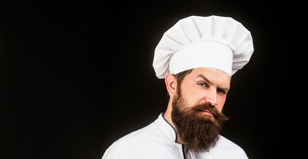 Cocineros masculinos barbudos aislados. Sombrero de cocinero. Chef hombre barbudo confiado