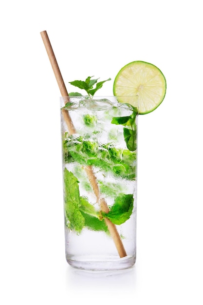 Cóctel Mojito con trazado de recorte