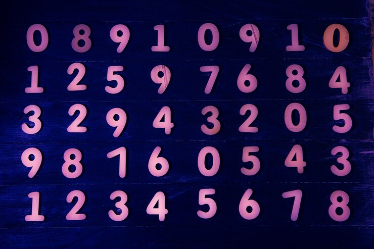 Foto código binario y números en un tema de tecnología cibernética