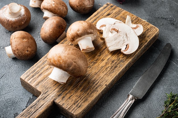 Cogumelos reais champignon inteiro