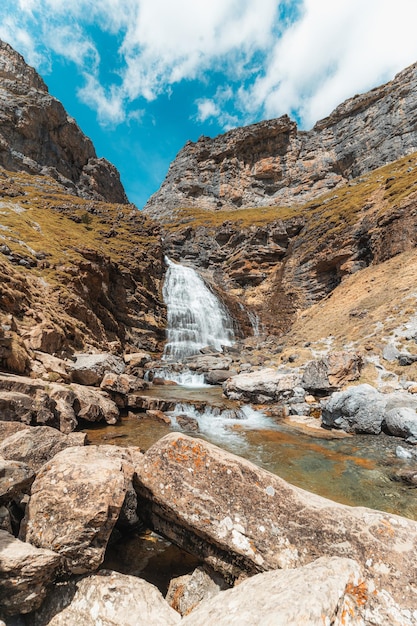 Cola de Caballo Wasserfall Monte Perdido Pyrenäen