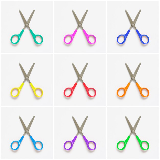 Colage de tijeras de colores sobre un fondo blanco
