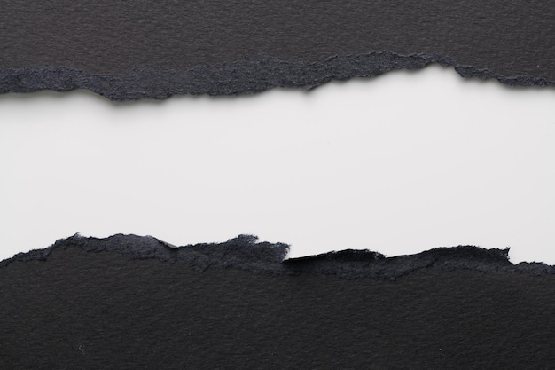 Colagem artística de pedaços de papel rasgado com bordas rasgadas Coleção de notas adesivas cores brancas pretas pedaços de páginas de caderno Fundo abstrato