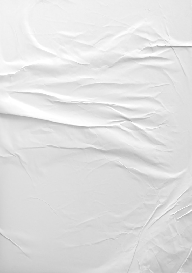 Cole a textura de papel amassado e enrugado