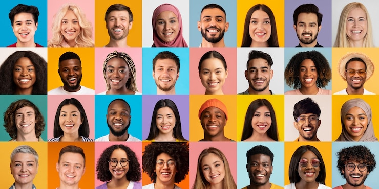 Foto coleção de pessoas de diferentes raças na colagem de fundos de estúdio
