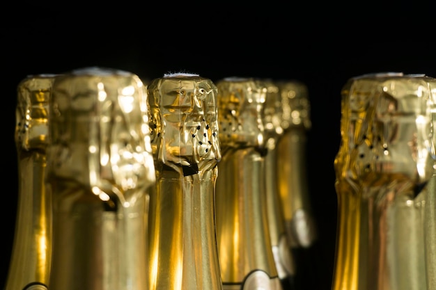 Colección de botellas de champagne o prosecco