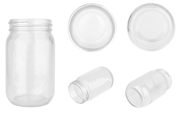Colección de botellas de vidrio vacías aisladas sobre un fondo blanco