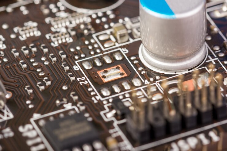 Foto colección electrónica - placa de circuito de computadora con componentes de radio