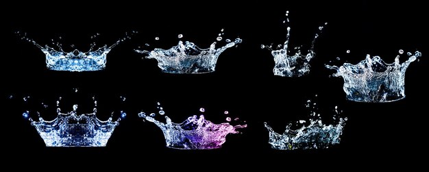 Colección de salpicaduras de agua sobre un fondo negro