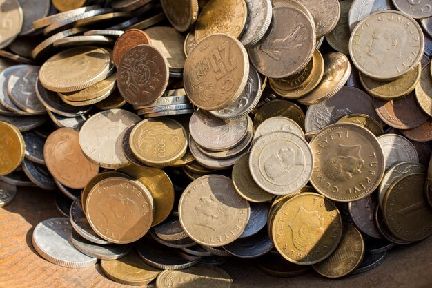Coleções antigas de moedas de metal