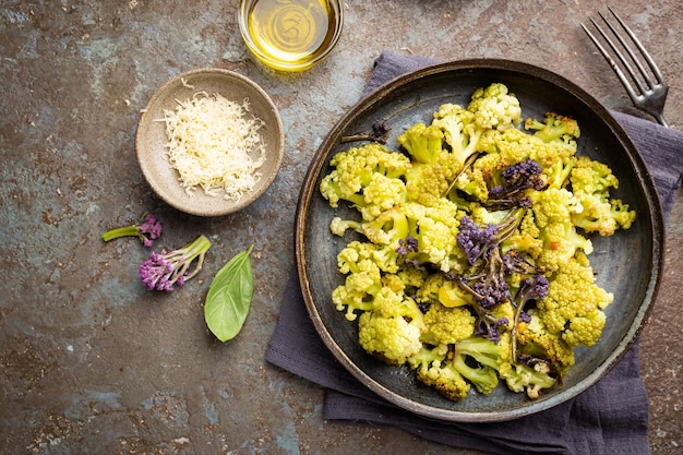 Coliflor frita con hierbas