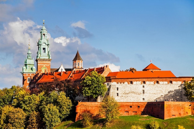 Colina Wawel com castelo em Cracóvia