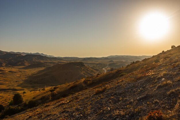 Colinas en Crimea cerca de Sudak