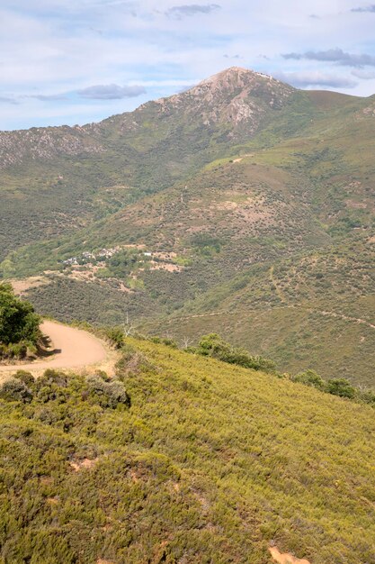 Colinas em Orellan nas Medulas, Leon, Espanha